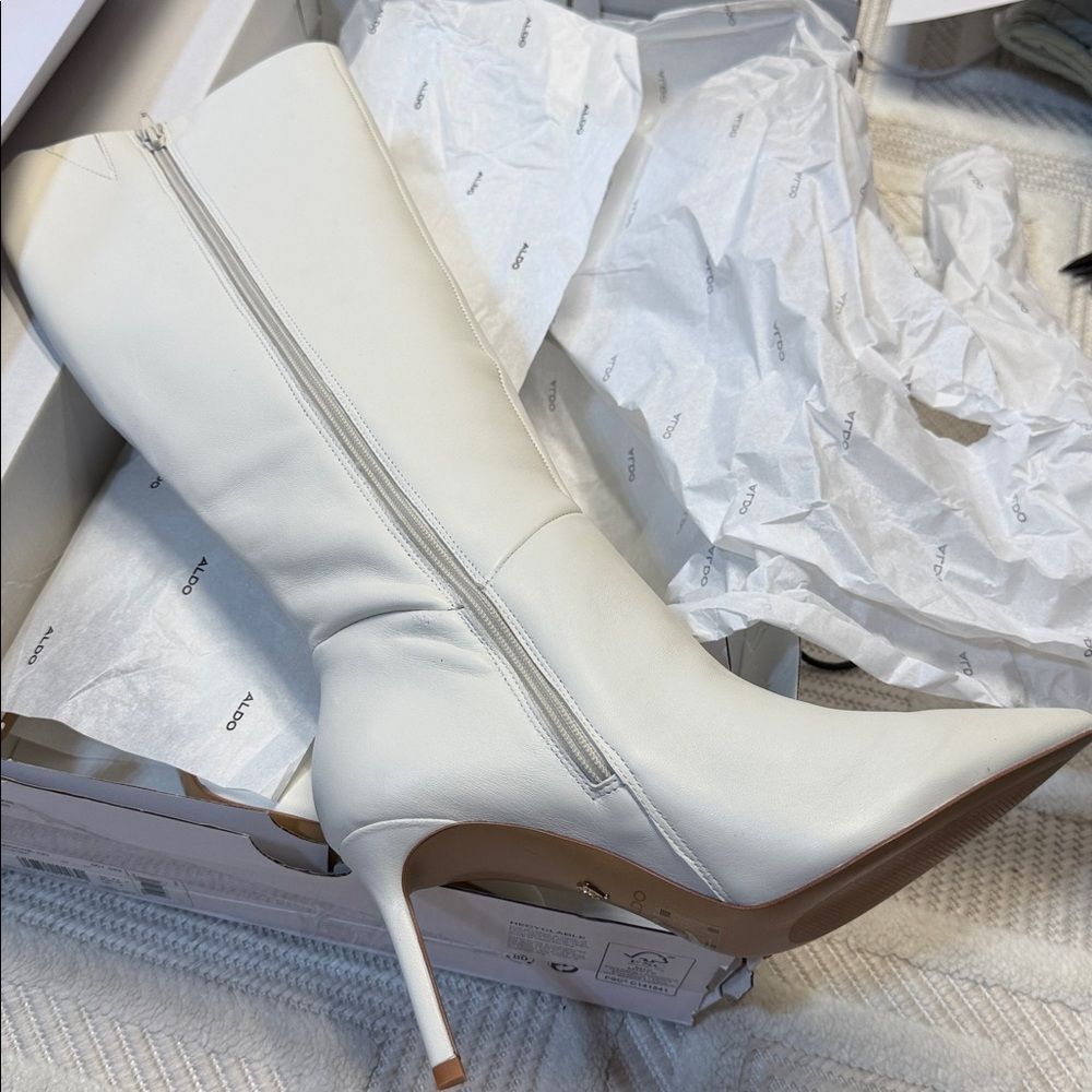 Aldo Laroche Boot - Picture 6 of 11